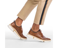 Hush Puppies Bennet Wingtip Oxford Cognac Leather | Men Sneakers