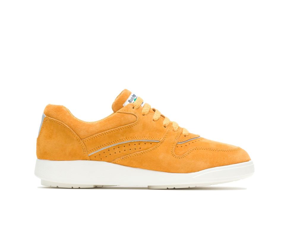 Hush Puppies Upbeat Golden Sun Suede | Women Sneakers