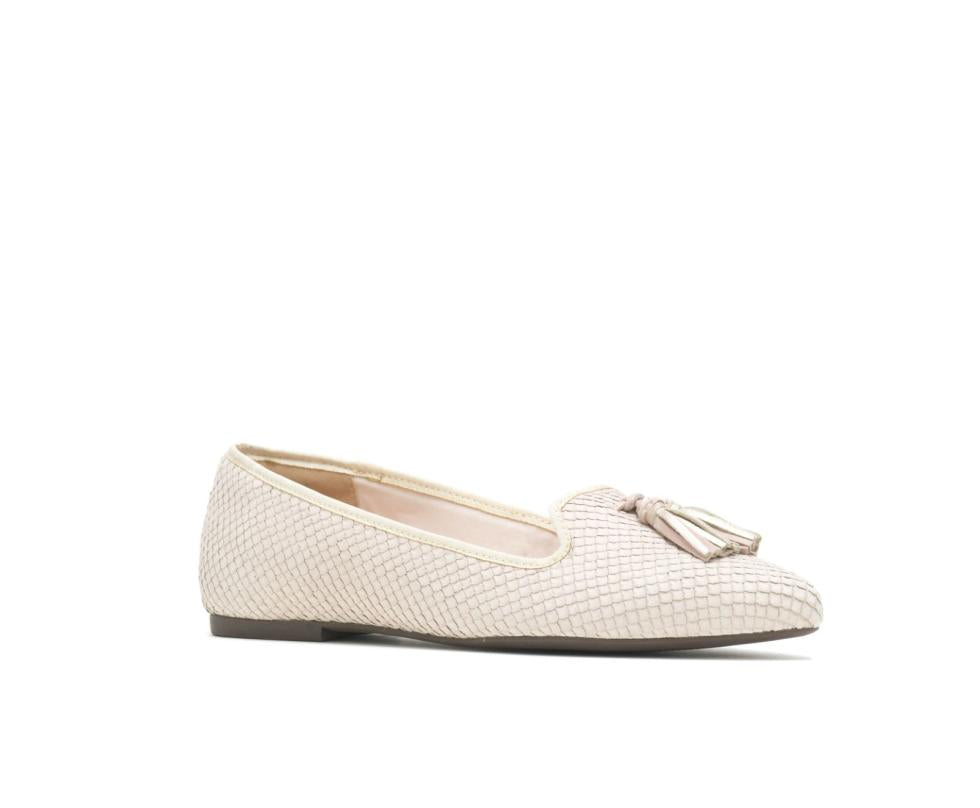 Hush Puppies Sadie Tassel Slip-On Eggnog Cobra Leather | Women Flats &amp; Slip-Ons